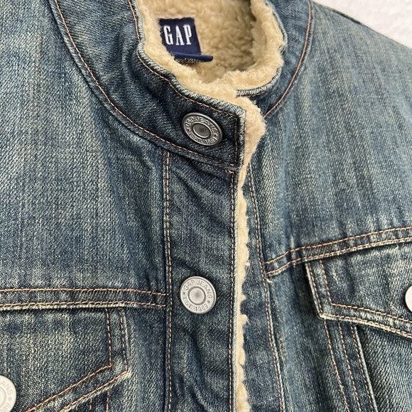 GAP Women's Y2K Sherpa Lined Snap Up Denim Jean Jacket Size S Blue - Picture 3 of 12